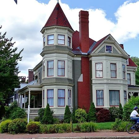 萨科Maine Victorian Mansion别墅 外观 照片